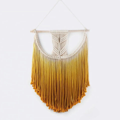 Macramé mural couleur jaune moutarde
